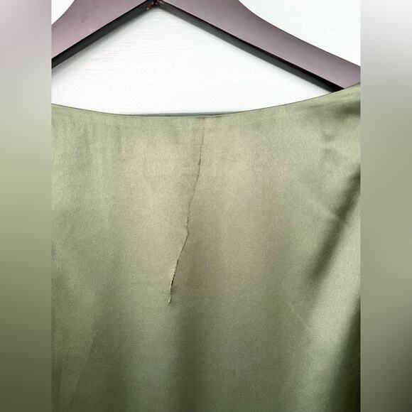 MAJORELLE revolve Etta Mini Dress Autumn Green Satin wedding puff sleeve fall - Picture 10 of 12